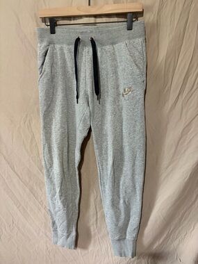 Nike joggers